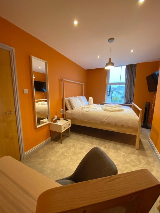Aaron Wise - 17 Fitzhamon Apartments Кардіфф Екстер'єр фото
